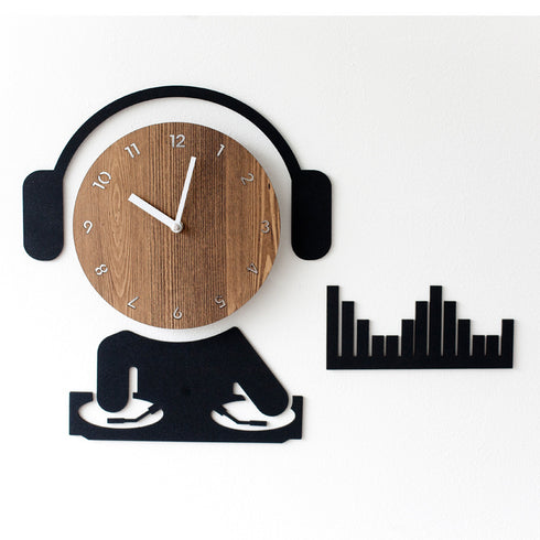 Quartz Clock Silent Wooden Wall Clock Children